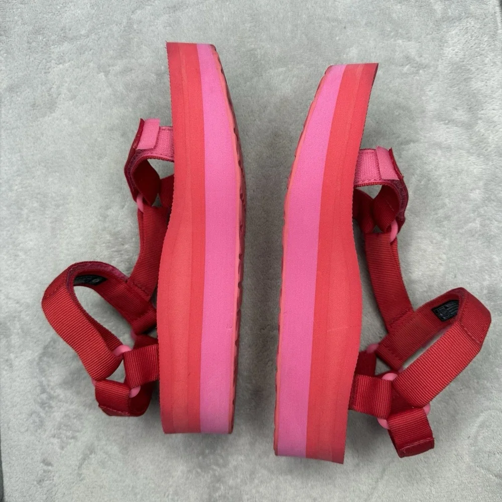 Teva Flatform Universal Women's 8 Red Pink Platform Sandals 1008844